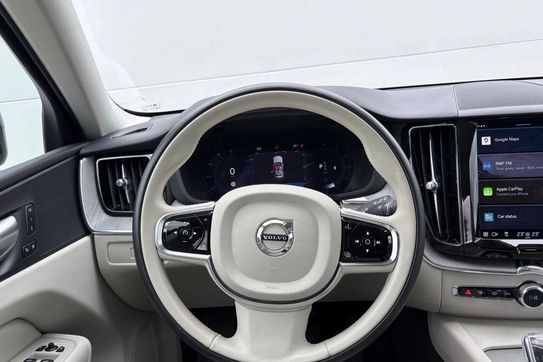 Volvo XC60 B4 D Plus Dark