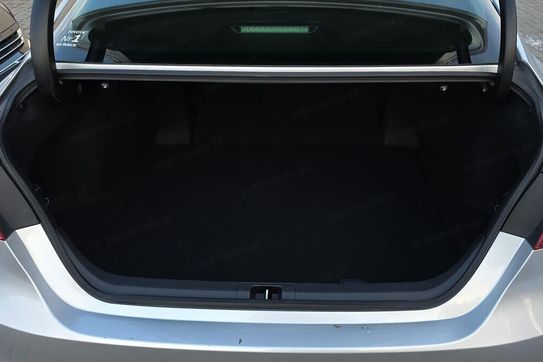 Toyota Camry 2.5 Hybrid Prestige