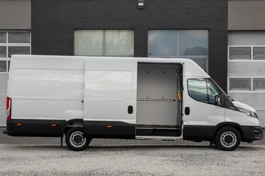 Iveco Daily 35S16 L4H2 Maxi