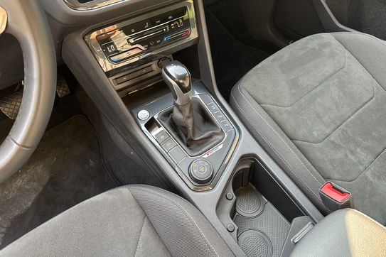 Volkswagen Tiguan Elegance 2.0 TDI 4Mot.  DSG