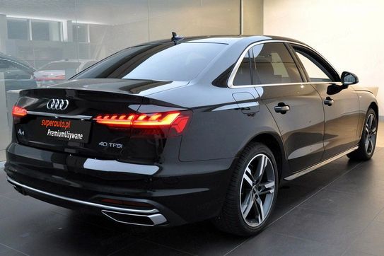 Audi A4 40 TFSI mHEV S tronic