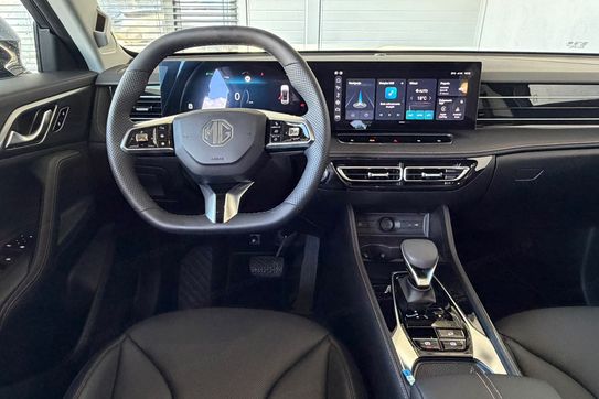 MG HS 1.5T HEV+ Exclusive