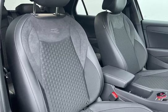 Volkswagen T-Roc R-Line 1.5 eTSI DSG