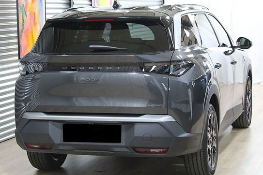 Peugeot 5008 GT Exclusive 5-miejsc e-DCS6 1.2 PureTech mHEV