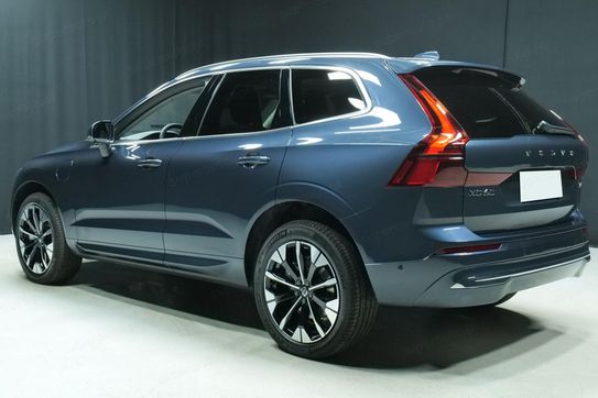 Volvo XC60 T6 Plug-In Hybrid AWD Ultra Bright
