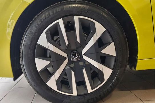 Peugeot 208 Edition e-DCS6 1.2 mHEV