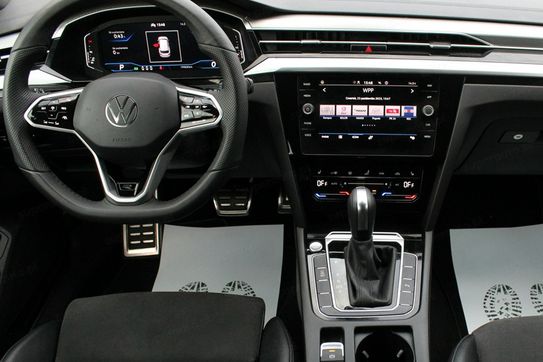 Volkswagen Arteon 2.0 TDI R-Line DSG