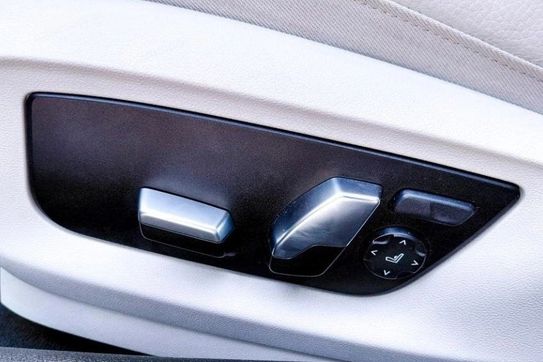 BMW Seria 5 Touring 520d xDrive Luxury Line