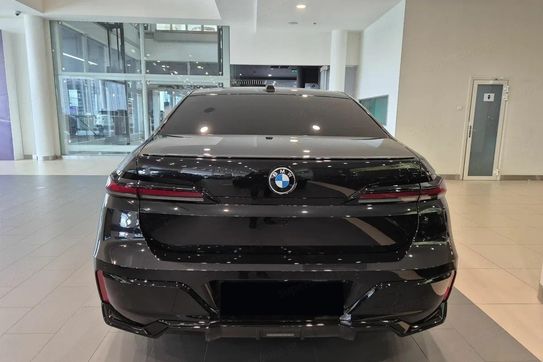 BMW Seria 7 740d xDrive M Sport