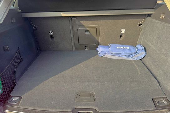 Volvo XC60 T8 Plug-In Hybrid AWD Ultra Dark