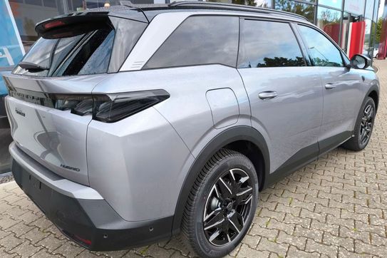 Peugeot 5008 GT 1.2 mHEV e-DCS6
