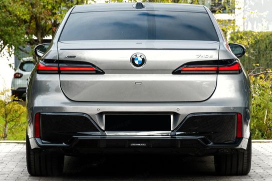 BMW Seria 7 740d xDrive M Sport