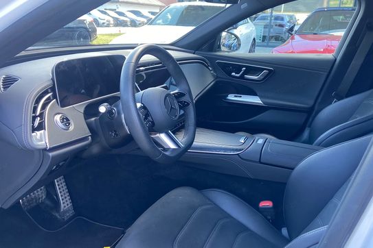 Mercedes Klasa E Kombi 220 d mHEV 4-Matic AMG 9G-Tronic