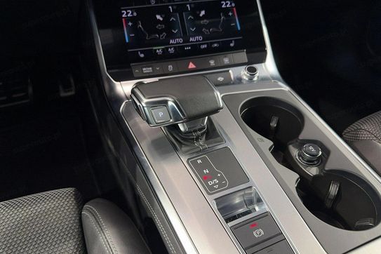 Audi A6 Avant 45 TFSI quattro S Line