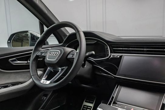 Audi Q7 60 TFSI e PHEV quattro S Line Tiptr.