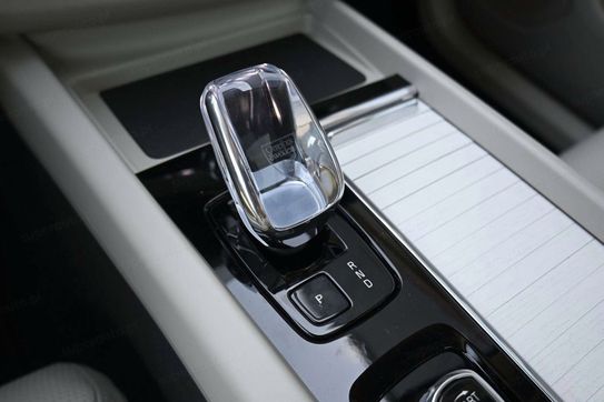 Volvo XC60 B5 AWD Ultra Dark