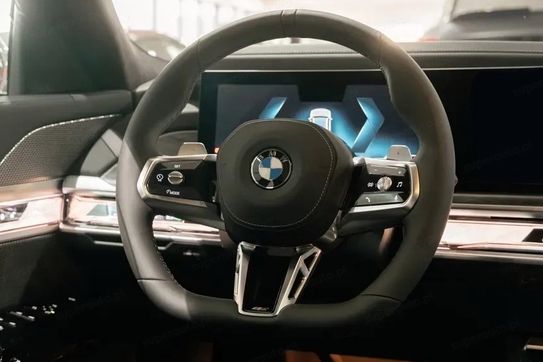 BMW Seria 7 740d xDrive M Sport