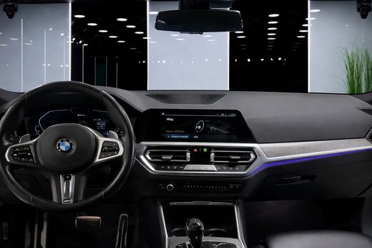 BMW Seria 3 Touring 330e xDrive M Sport