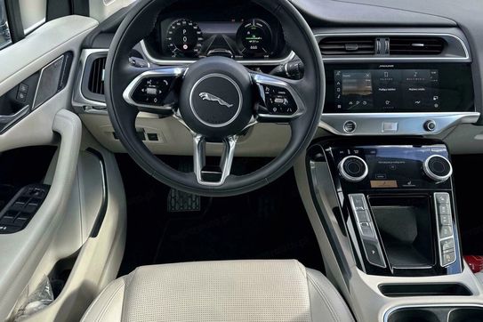 Jaguar I-Pace EV400 AWD HSE