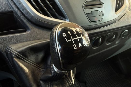 Ford Transit L4H3