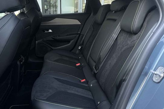 Peugeot 308 GT e-DCS6 1.2 mHEV