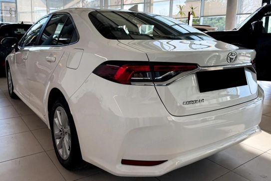 Toyota Corolla Comfort 1.5 benzyna