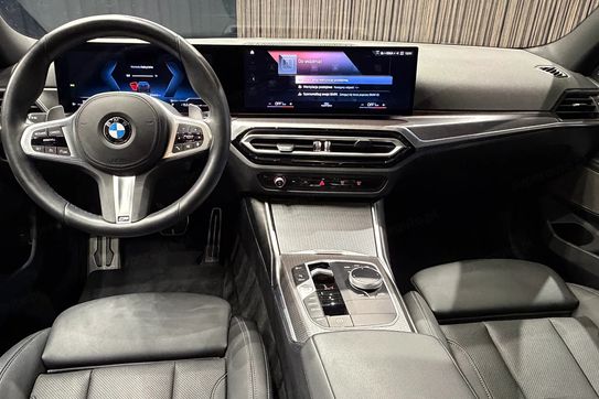 BMW Seria 3 330i xDrive M Sport
