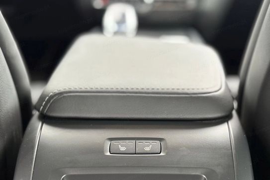 Volvo V60 B4 B Plus Dark