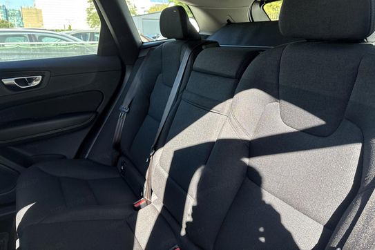 Volvo XC60 B4 D Momentum Pro