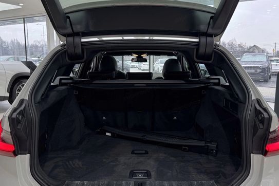 BMW Seria 3 Touring 320i Sport Line aut