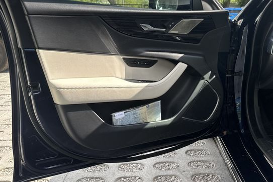 Jaguar XE 2.0 P250 R-Dynamic HSE aut