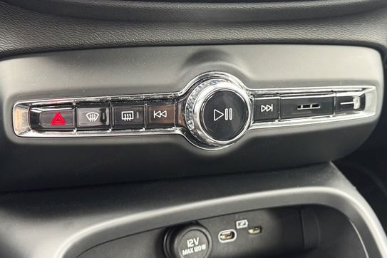 Volvo XC40 B3 Plus Dark