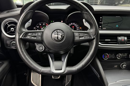 Alfa Romeo Stelvio Turbo Veloce Q4 aut