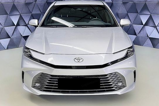 Toyota Camry Executive 2.5 Hybrid Dynamic Force