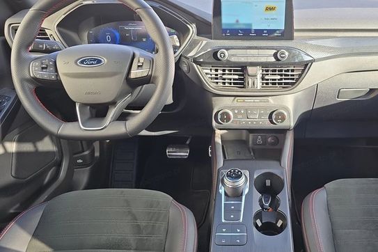 Ford Kuga 2.5 FHEV FWD ST-Line X