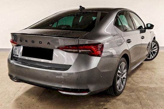 Skoda Octavia Sportline Tech 1.5 TSI m-HEV DSG