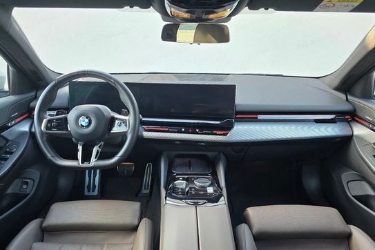 BMW Seria 5 520d xDrive M Sport aut