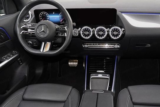 Mercedes GLA 220 4-Matic AMG Line