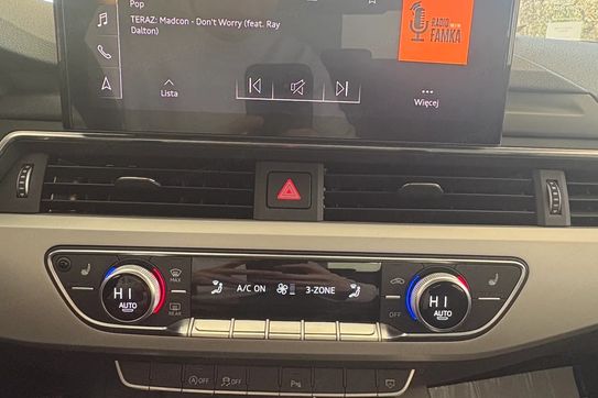 Audi A4 35 TFSI S Line