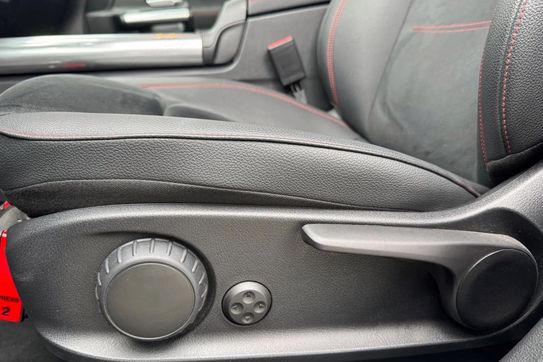 Mercedes GLA 200 AMG Line