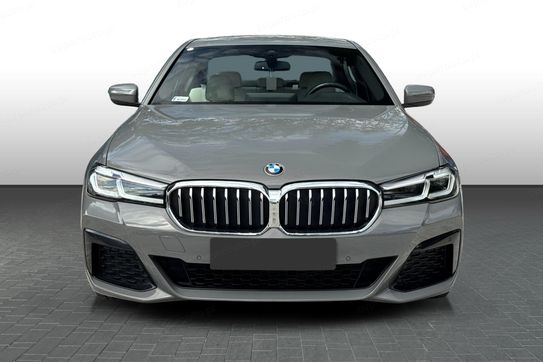 BMW Seria 5 520d xDrive M Sport