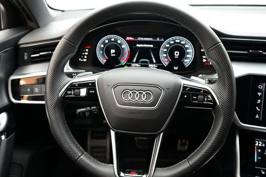 Audi A6 Avant 45 TFSI quattro S Line