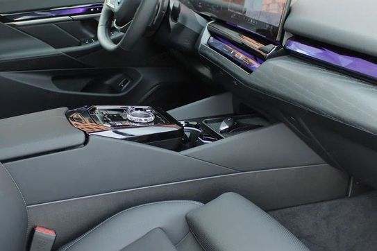BMW Seria 5 530e