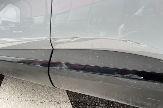 Renault Captur Techno 1.6 E-Tech Hybrid AT