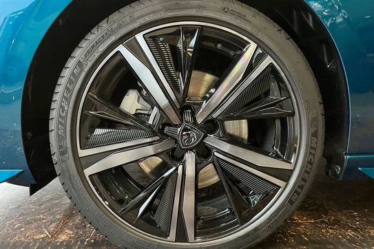 Peugeot 308 GT e-DCS 1.2 mHEV