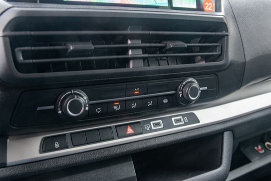 Opel Vivaro XL L2H1 Zabudowa Brygadowa