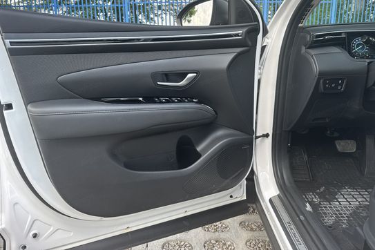 Hyundai Tucson Platinum 1.6 T-GDi HEV  4WD