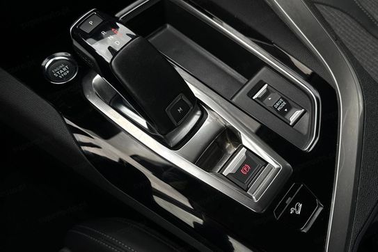 Peugeot 3008 PureTech Allure Pack S&S EAT8
