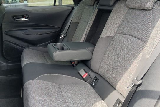 Toyota Corolla 1.8 Hybrid Style