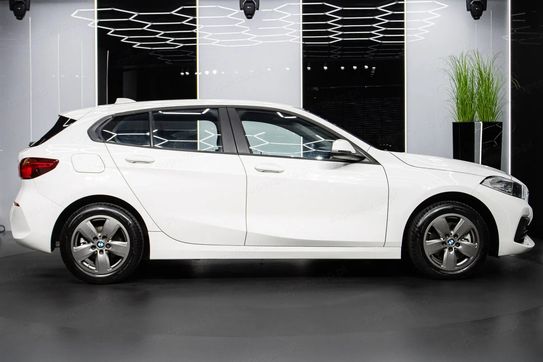 BMW Seria 1 118i Advantage
